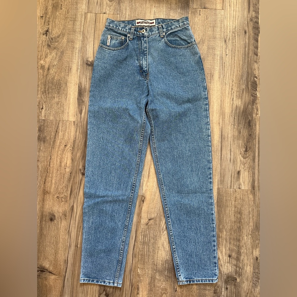 Vintage mom jeans- Nevada brand